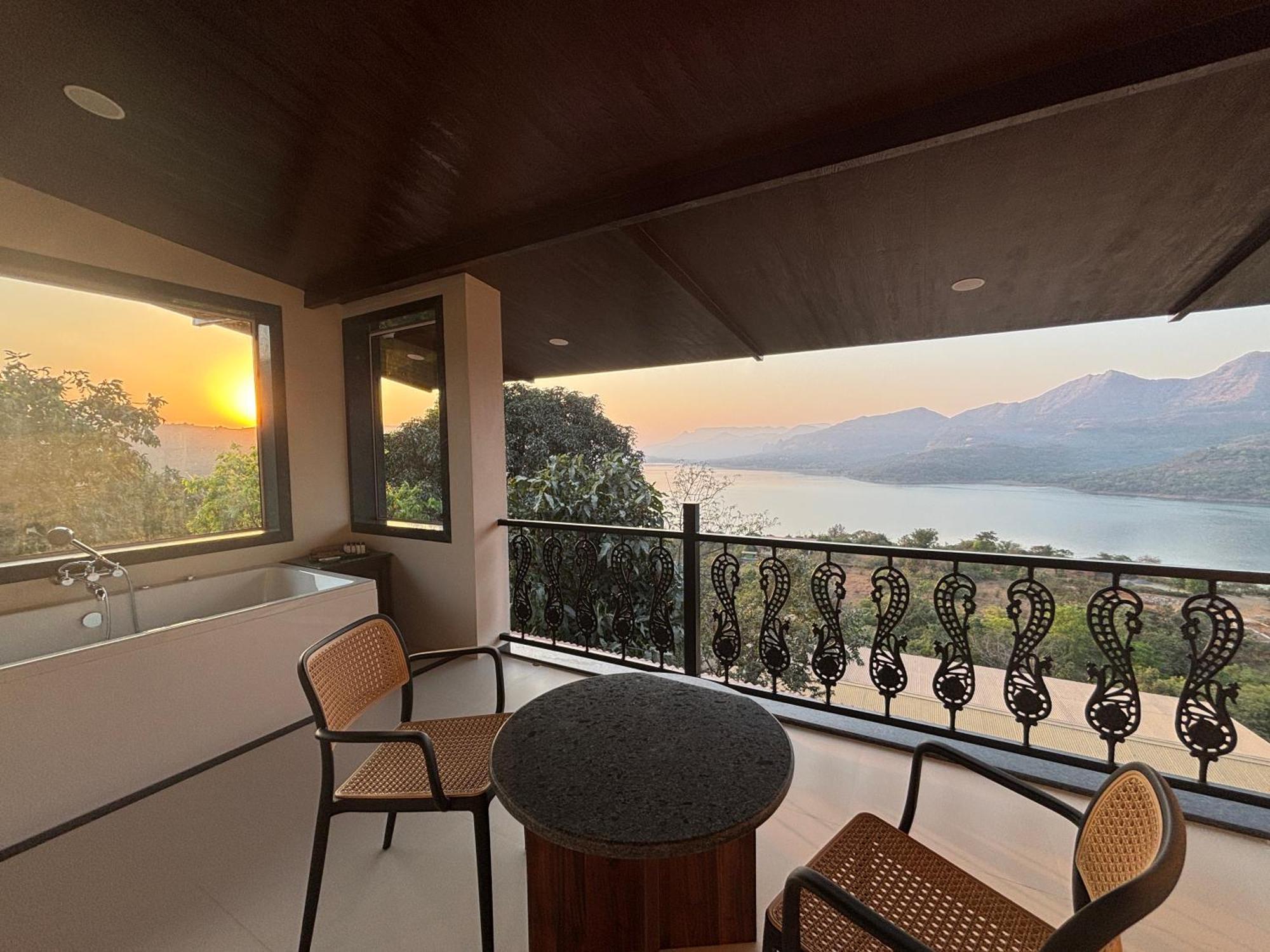 The Green Gate Resort Mulshi Eksteriør billede